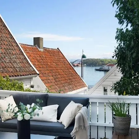 Apartment In Old Stavanger * סטוונגר